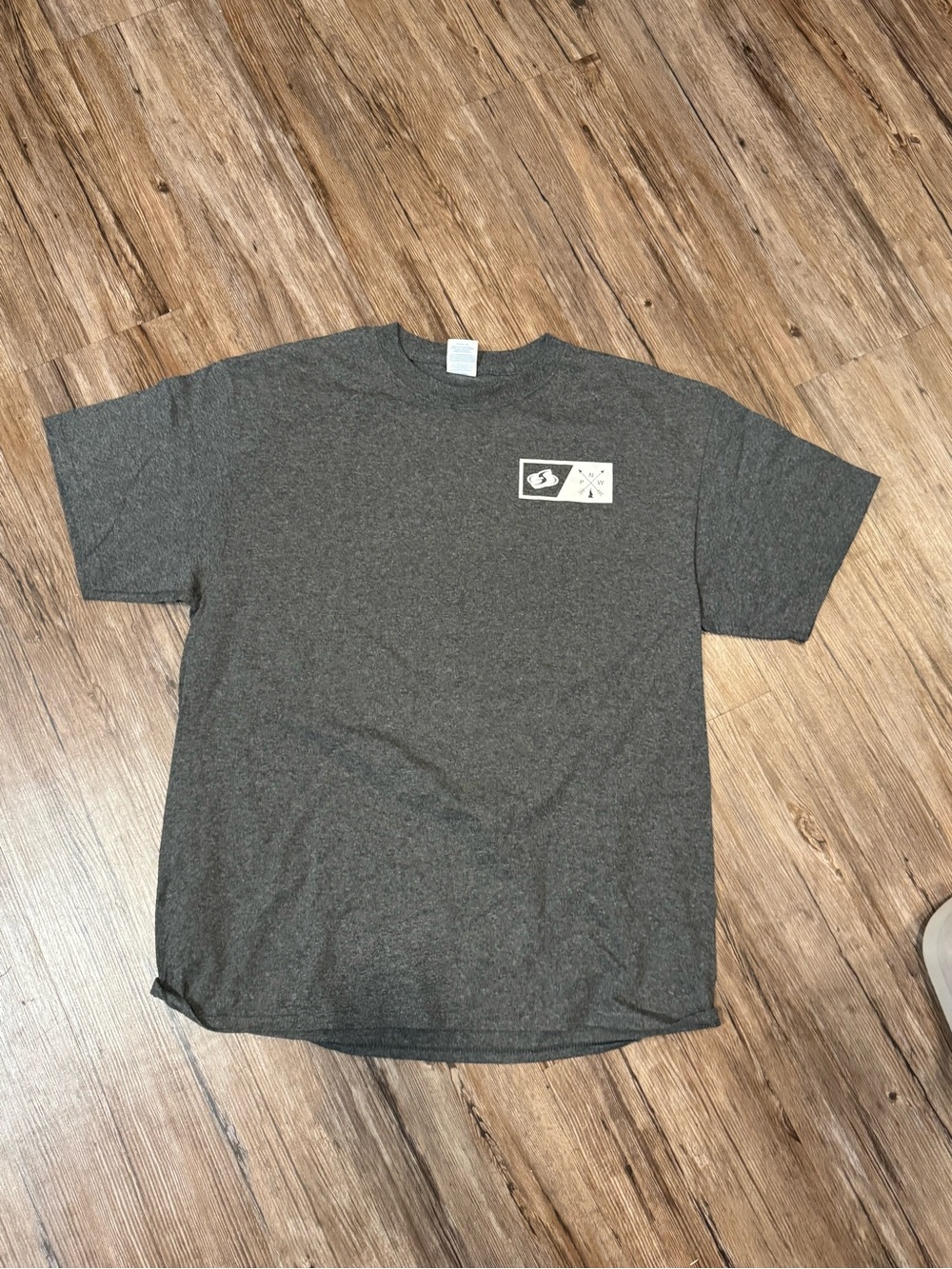 Seattle Storm WNBA Pacific Northwest Subaru T-Shirt, Unisex Large Grey